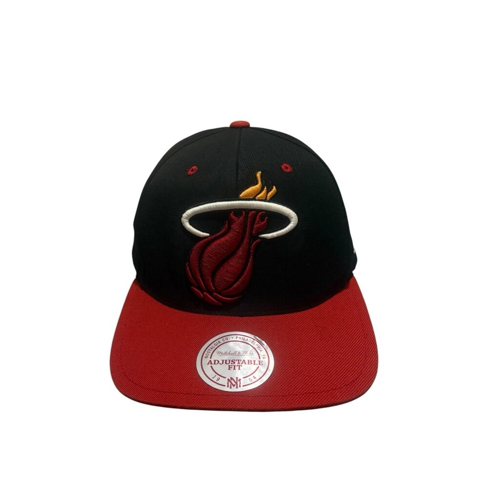 Mitchell & Ness Miami Heat 2-Tone Black/Red Adjustable Snapback